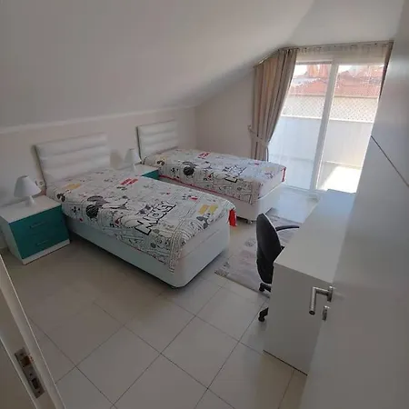 Appartement Elit Life Oba 300 M Sea *